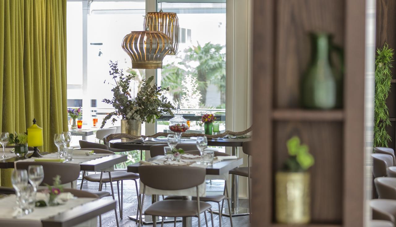 Hotel Dory Riccione Esterno foto