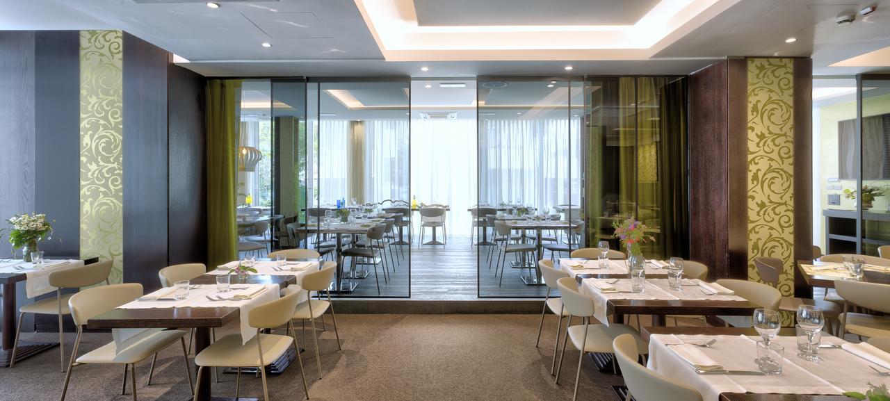 Hotel Dory Riccione Esterno foto