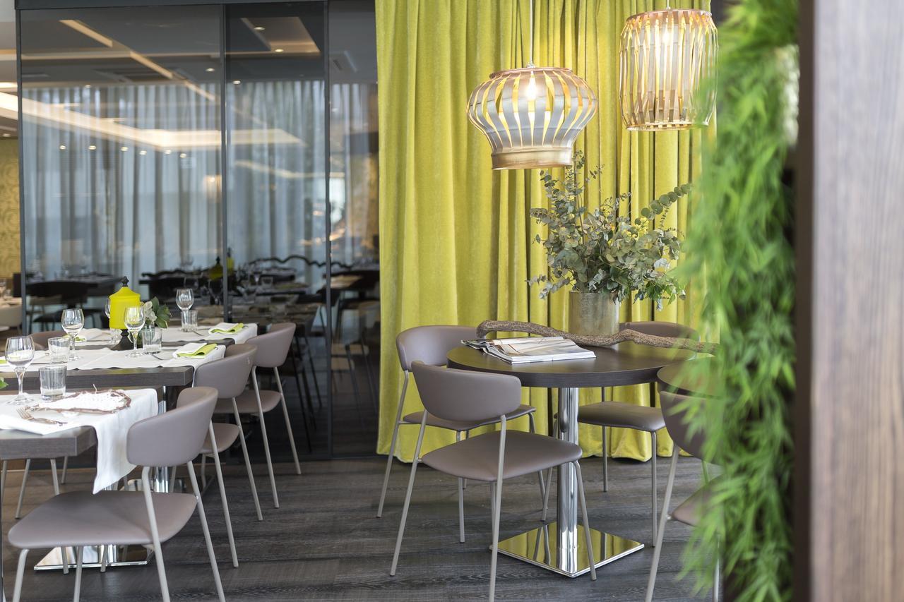 Hotel Dory Riccione Esterno foto